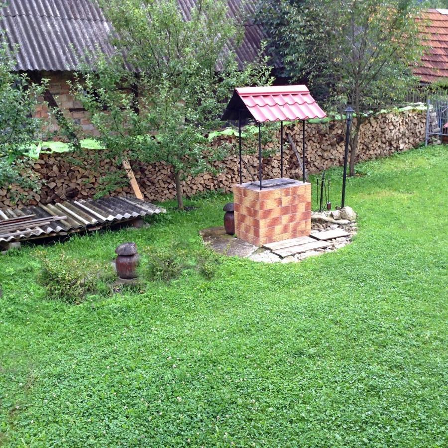 Гостьовий Дім Tauer Tatariv Exterior foto